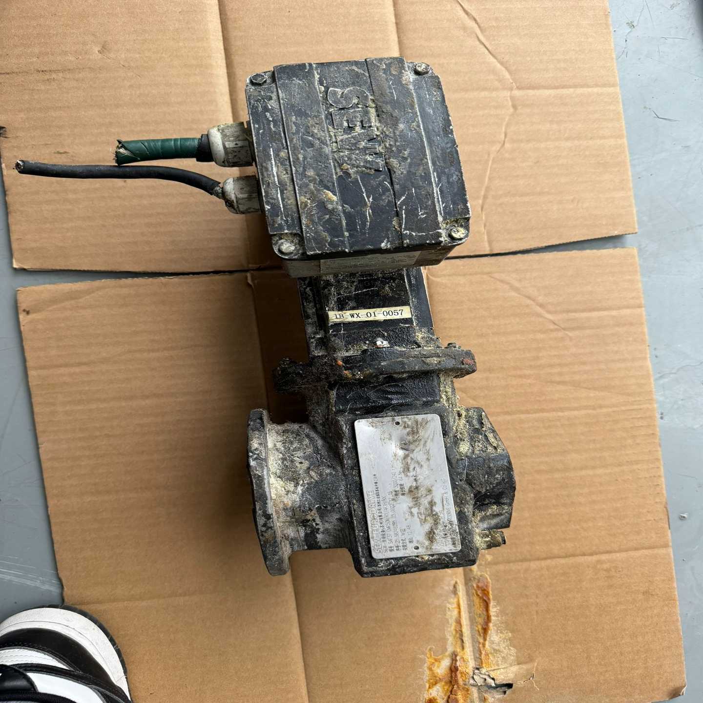 （霸霸电子）SEW减速机，SICK编码器型号SRS50-HFZ0-S22