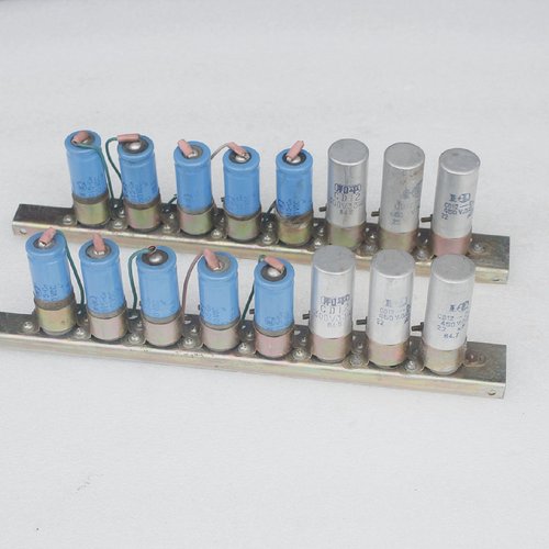 国产下机10UF450V33UF300V22UF450V电解电容收音机电容带板8只