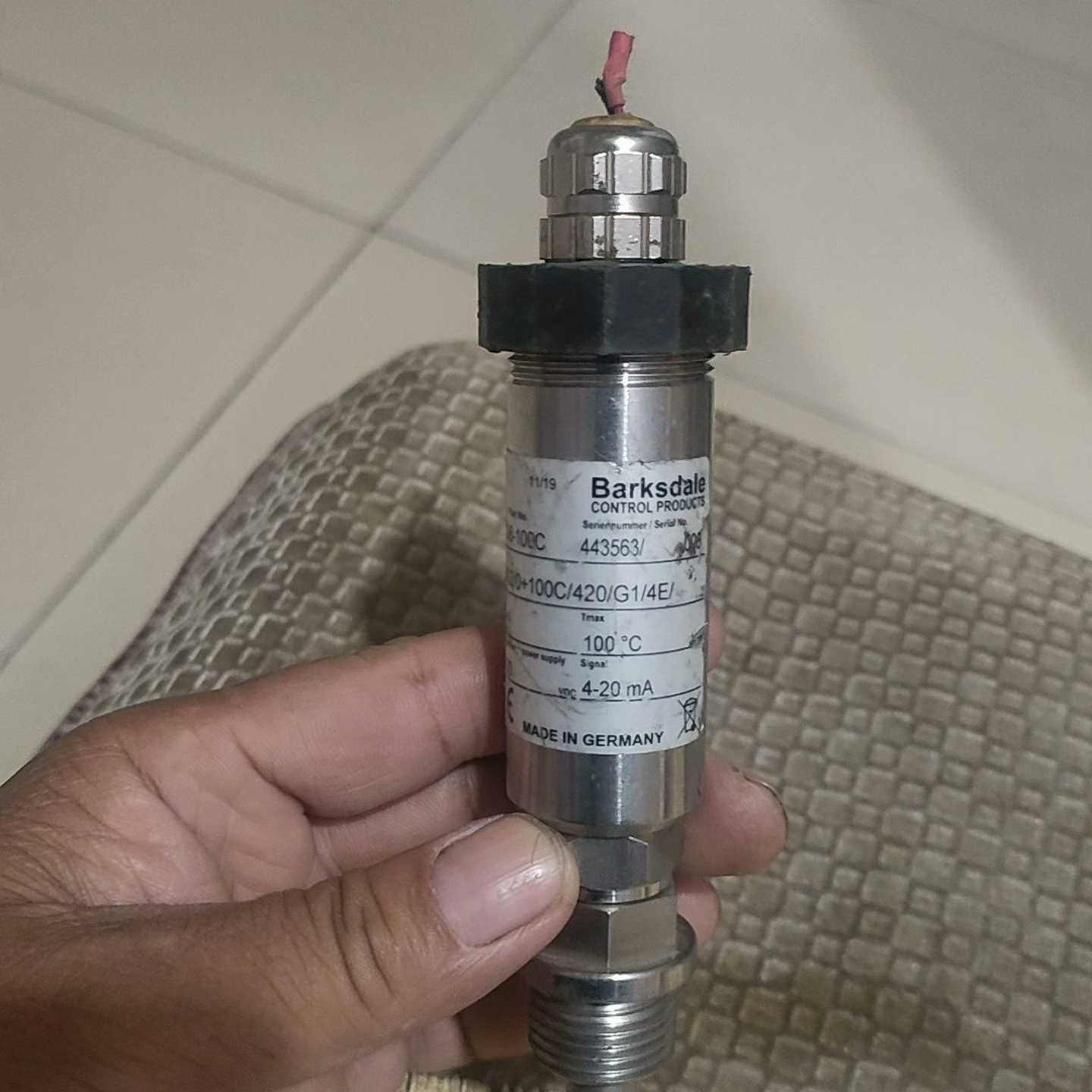 UTA2/0+100C/420/G1/4E巴士德传感器-询价客服