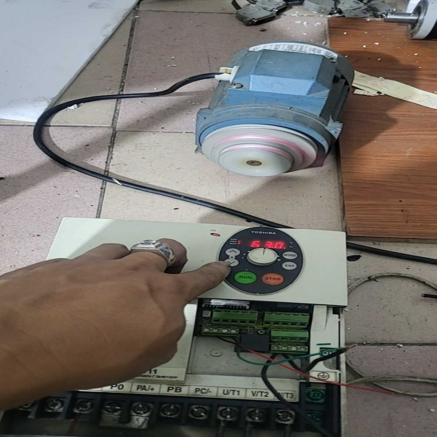 东芝变频器VFS11-4075PL-WN，7.5KW，380--议价商品