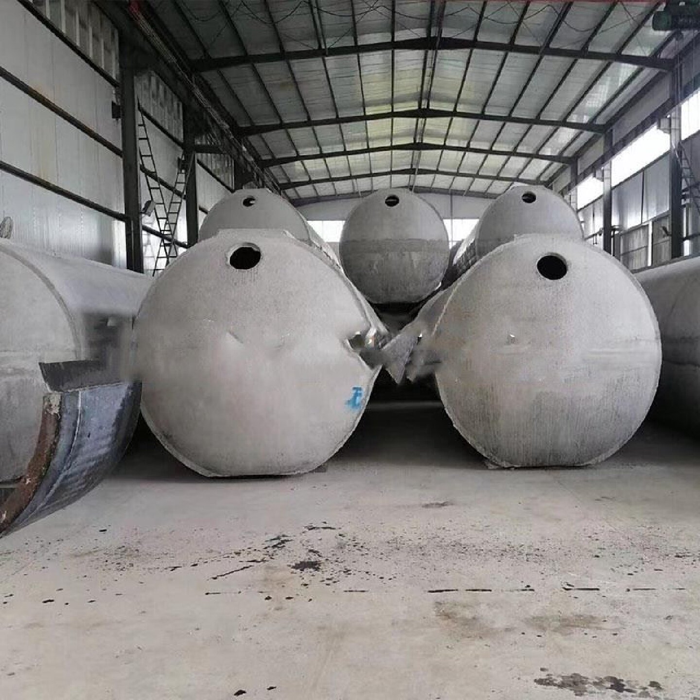 钢筋混凝土化粪池1650立方大基础材料