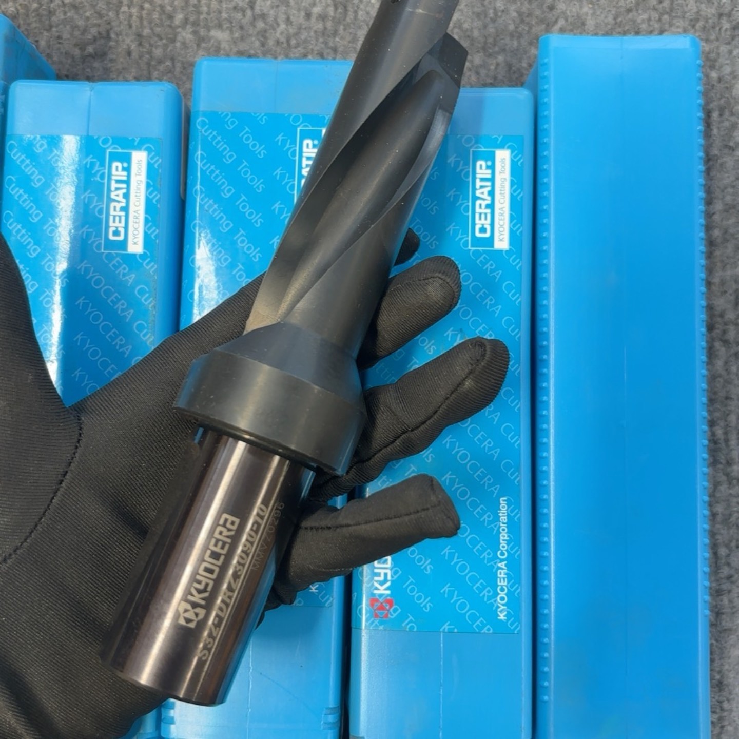 全新京瓷30U钻S32-DRZ3090-105台全新未-议价