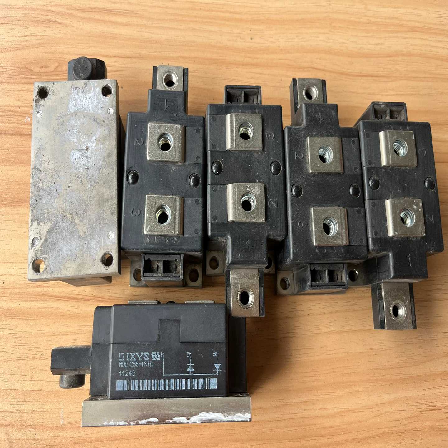 MDD255-16N1同机拆询价