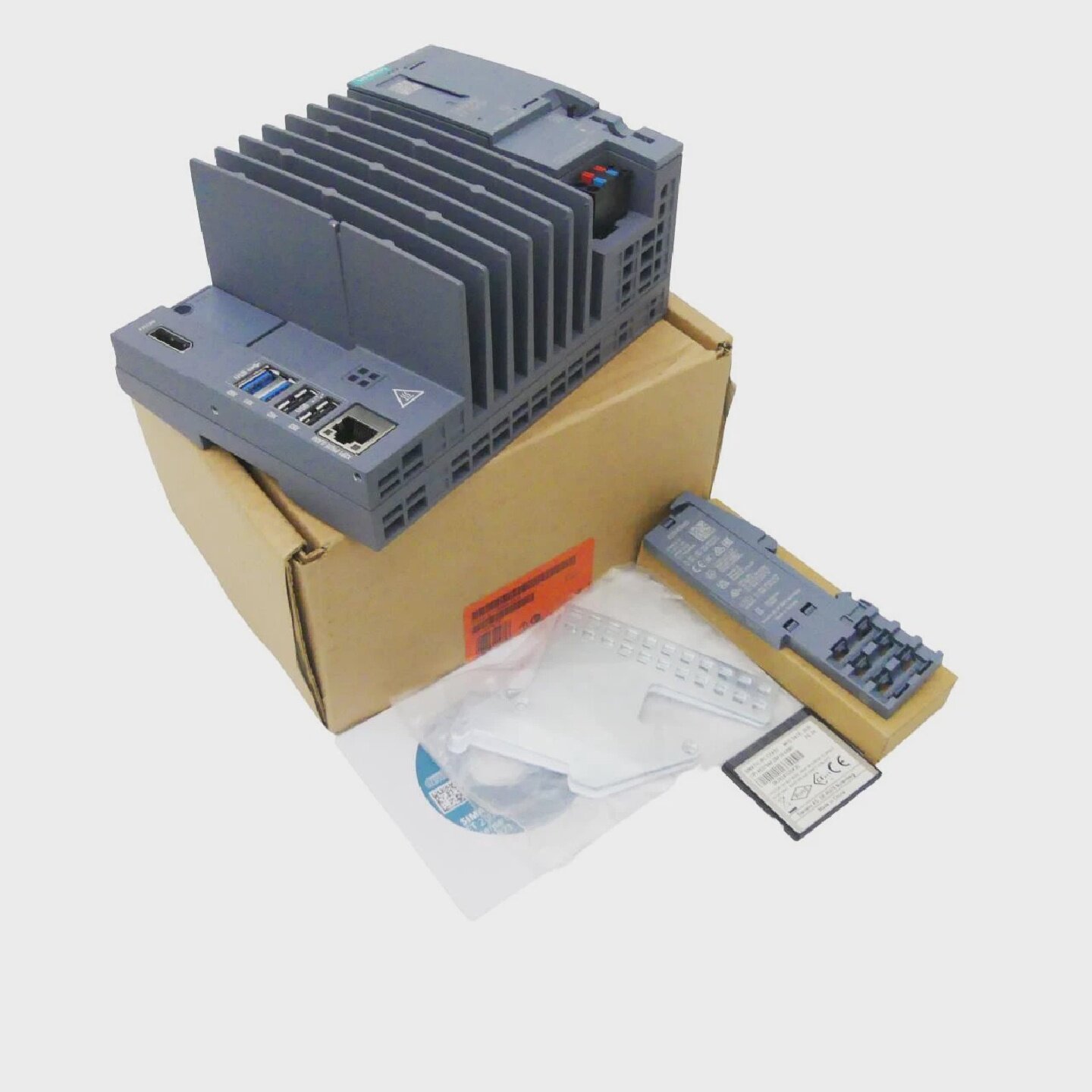 SIEMENS 6ES76772DB400AA0  6ES71936PA000AA0 CPU FS04 refurbis