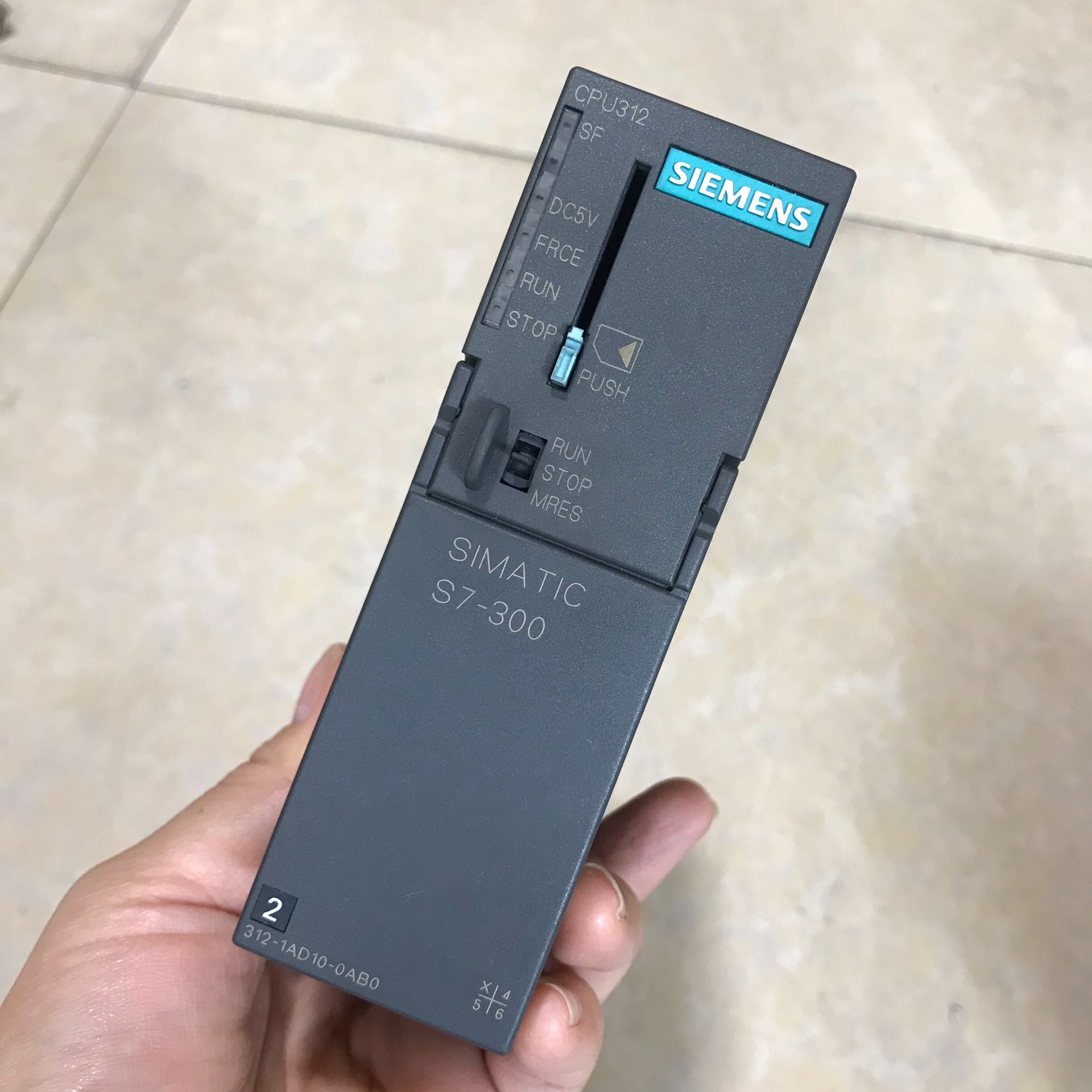 询价312-1AD10-0AB0CPU312，成色如图