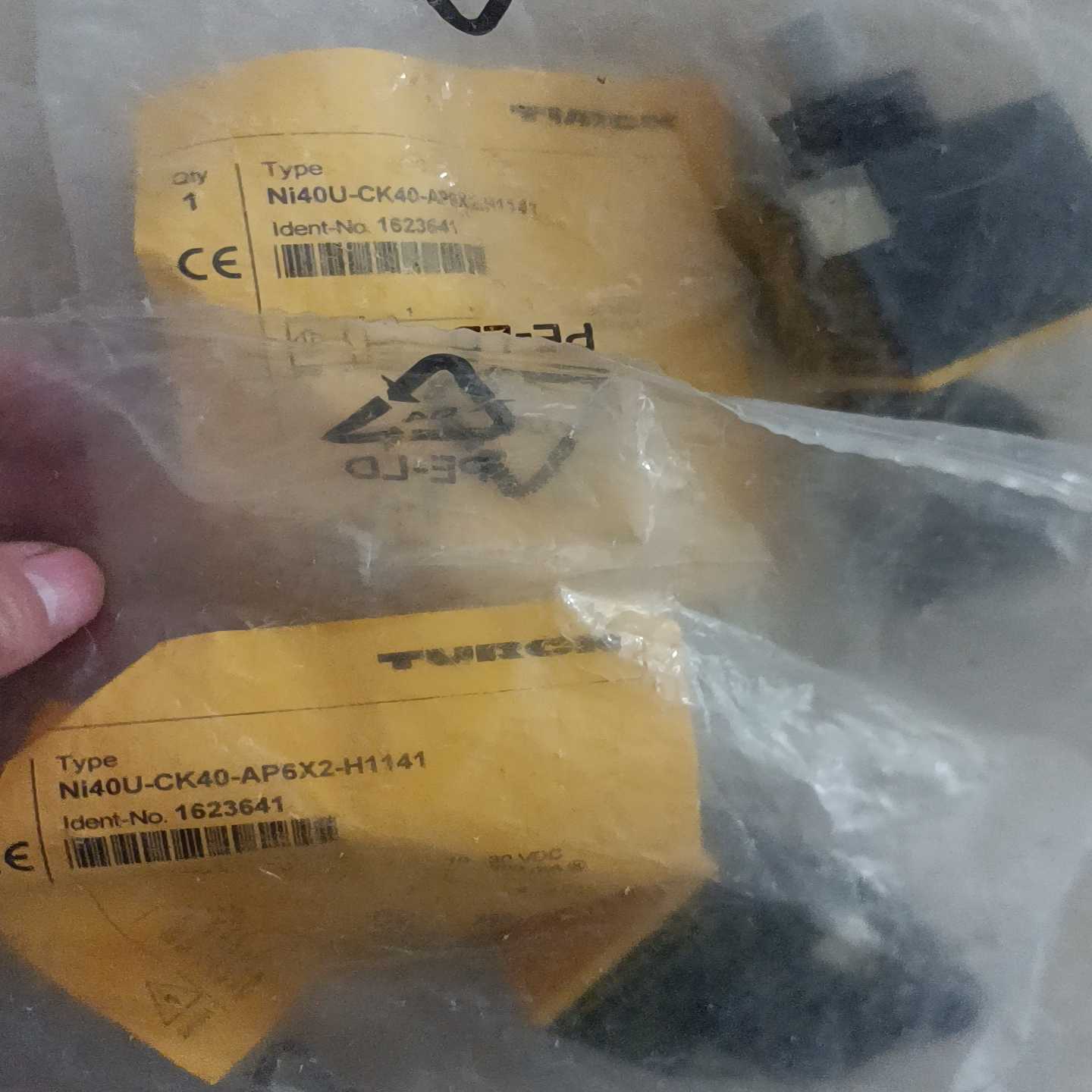 图尔克接近开关模拟量方形传感器拍前询价