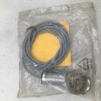 全新图尔克TURCKBi10-M30-AP6X接近开关-议价