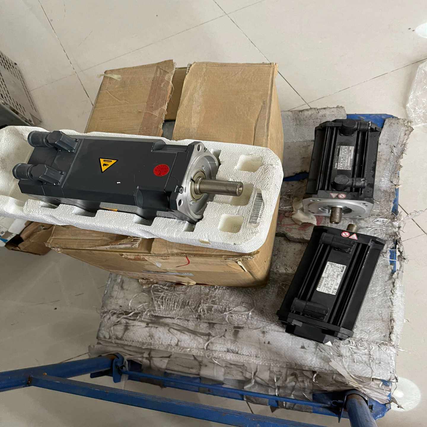 议价全新西门子伺服电机1FT6061-6AH71-3AK31F