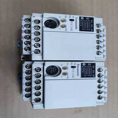 松下PLCAFPX-C14R成色不错，实物图片，功能包好