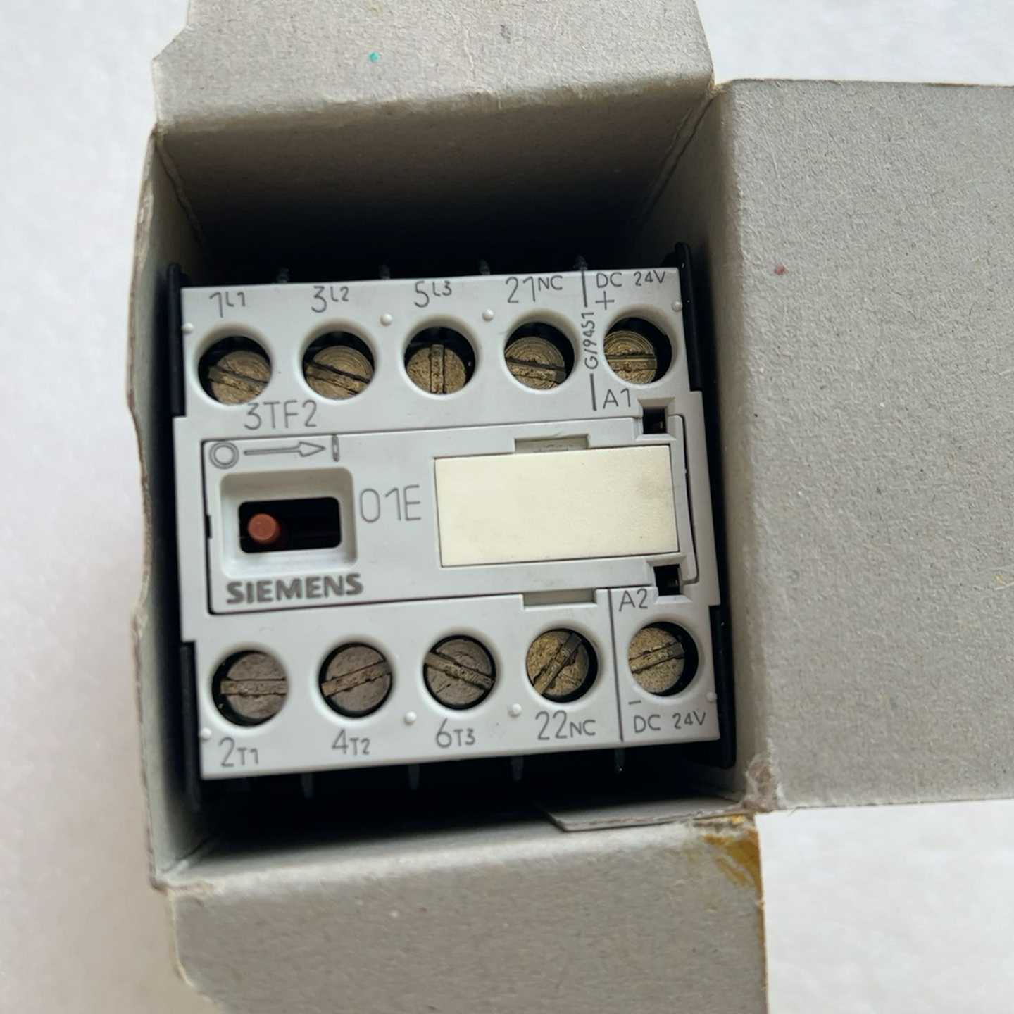 接触器3TF2001—0BB4DC24V6询价