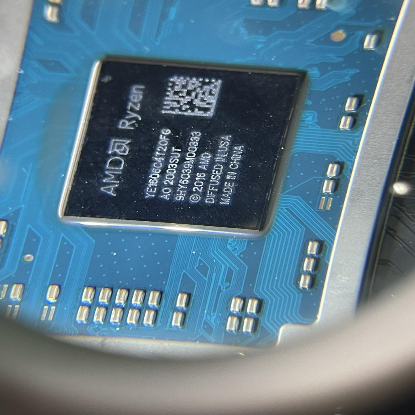YE1606C4T20FG  AMD 芯片 IC~询价
