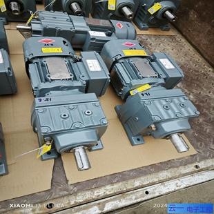 SEW赛威R37 DRS71S4BE05HF齿轮减速电机；议价