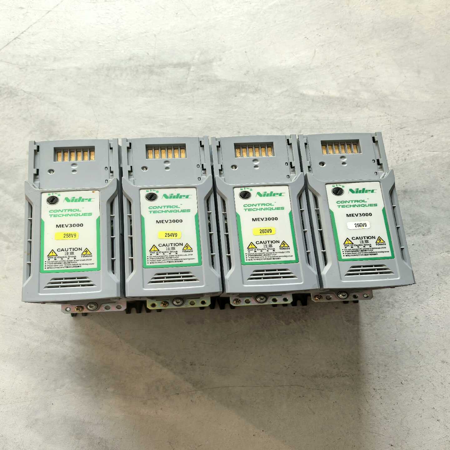 MEV3000-40007-000艾默生变频器--议价商品