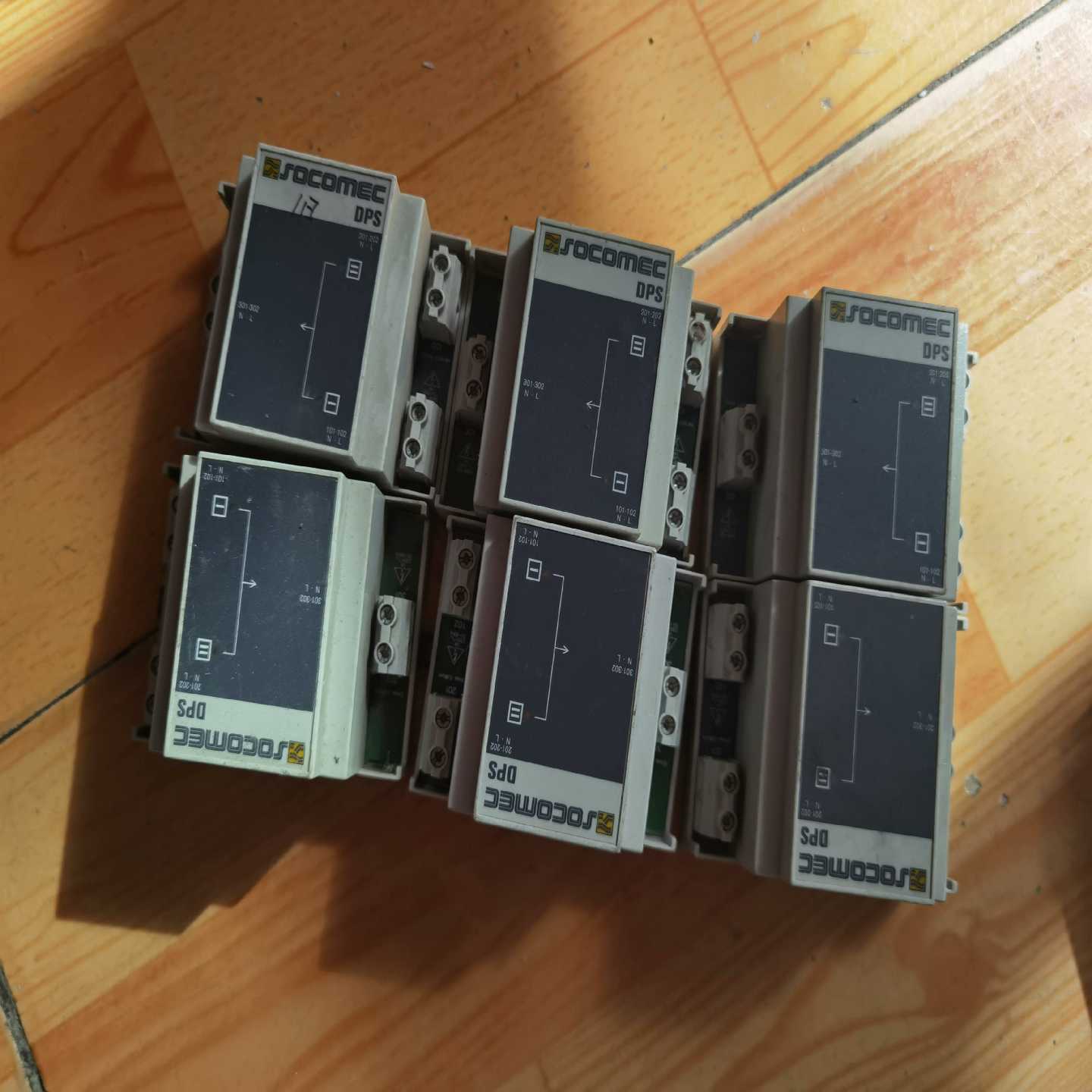SOCOMEC双电源转换开关15994001供电ATYS（零零电子）