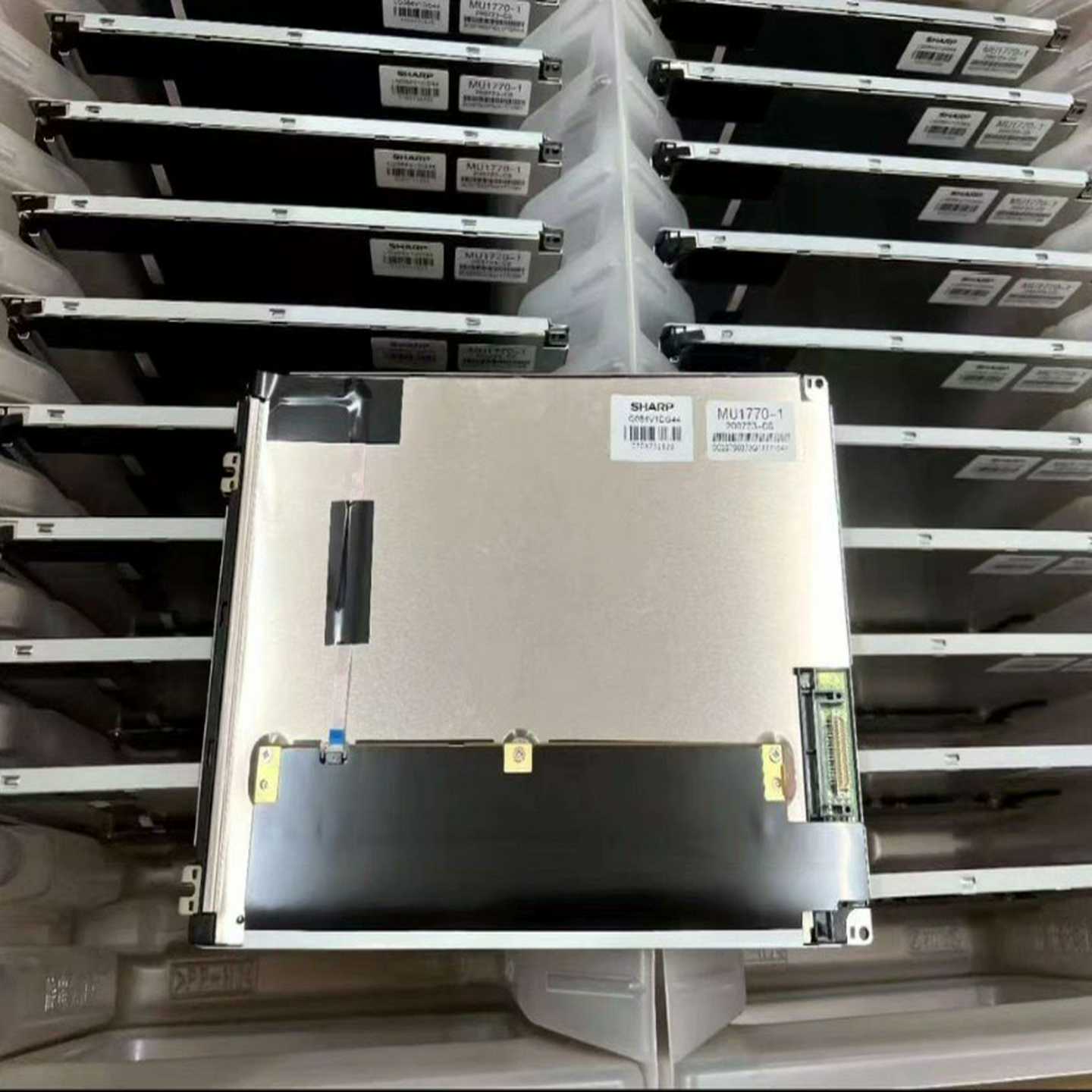 全新夏普8.4寸液晶显示屏，型号LQ084V1DG44，库存--议价商品