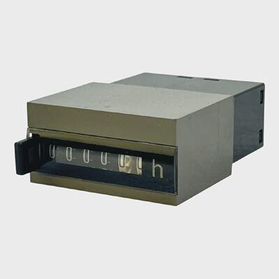 Hengstler Counter Operating Hour Meter 24VDC 0478121 Industr