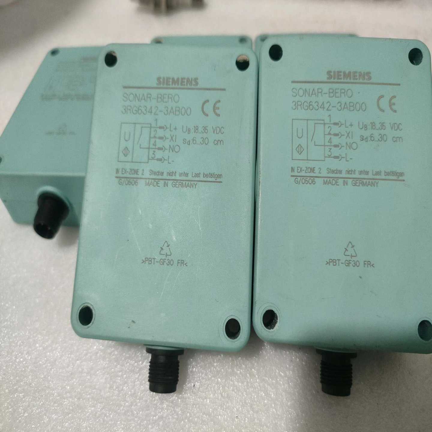 西门子SIEMENS接近式超声波放大器，型号3RG6342--议价