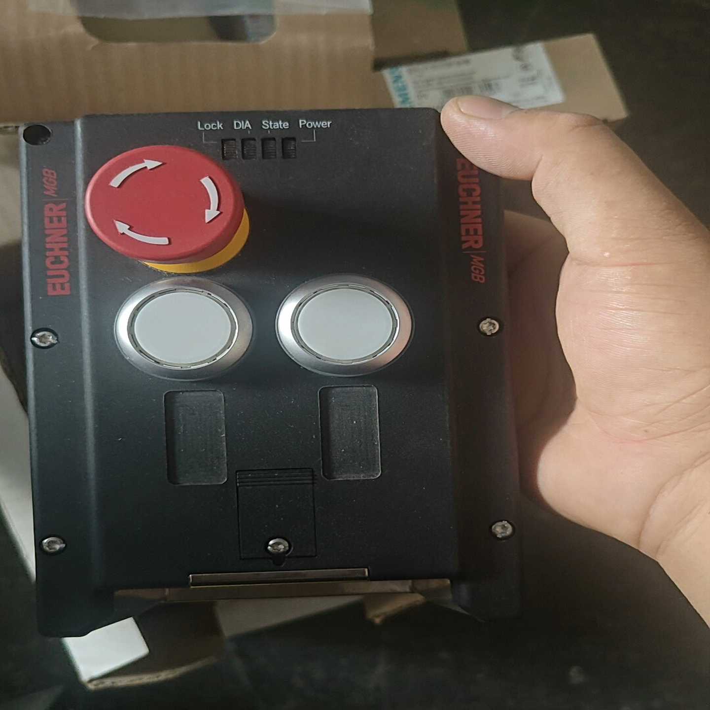 询价德国EUCHNER安士能安全开关MGB-L1-ARA-AM3