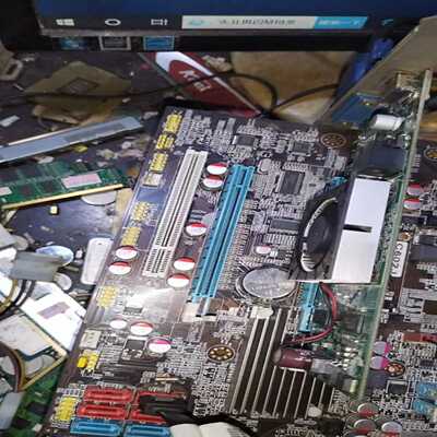 （议价）E52670CPUX79全固态大板8G（2X4G服务器