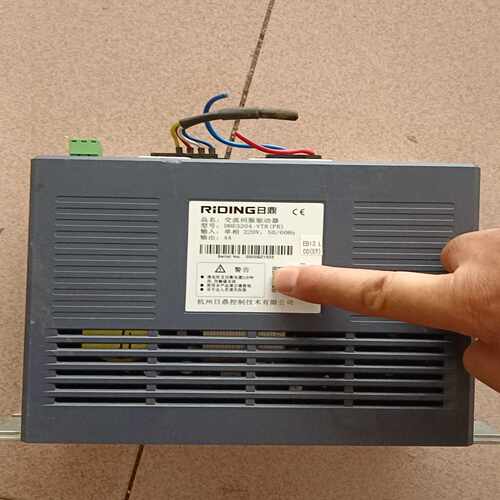 日鼎DHE3204-TR（PR）驱动器，成色很新询价