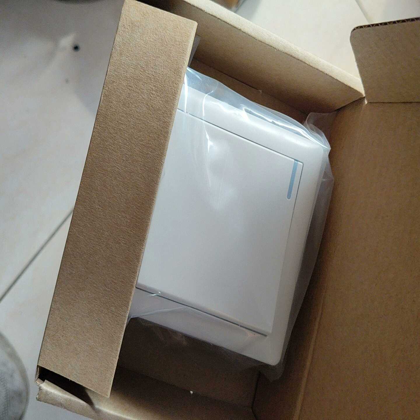 咨询-罗格朗LoRa智能场景面板实物参数型号以图片为准