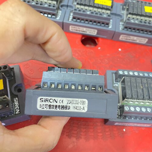 SIRON胜蓝8位继电器模块Y410A继电器模组-询