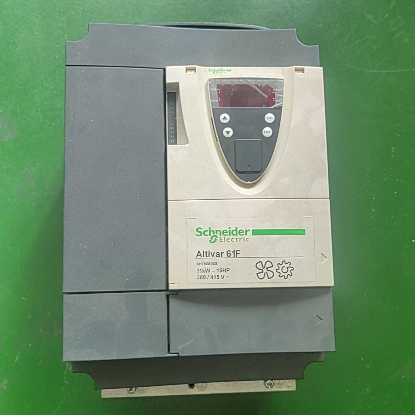 施耐德变频器ATV61FHD11N4Z，11kW功率，380--议价商品
