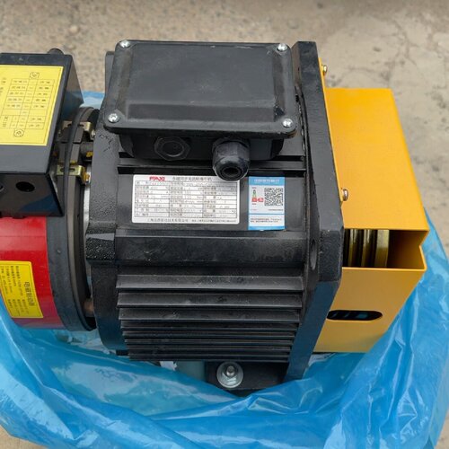 原装全新上海法西永磁同步无齿轮曳引机FAXI200TFXB，议价商品