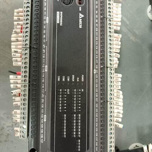 议价Dismling Delta Plc Dvp60es200t Beautiful Color  Good Fun