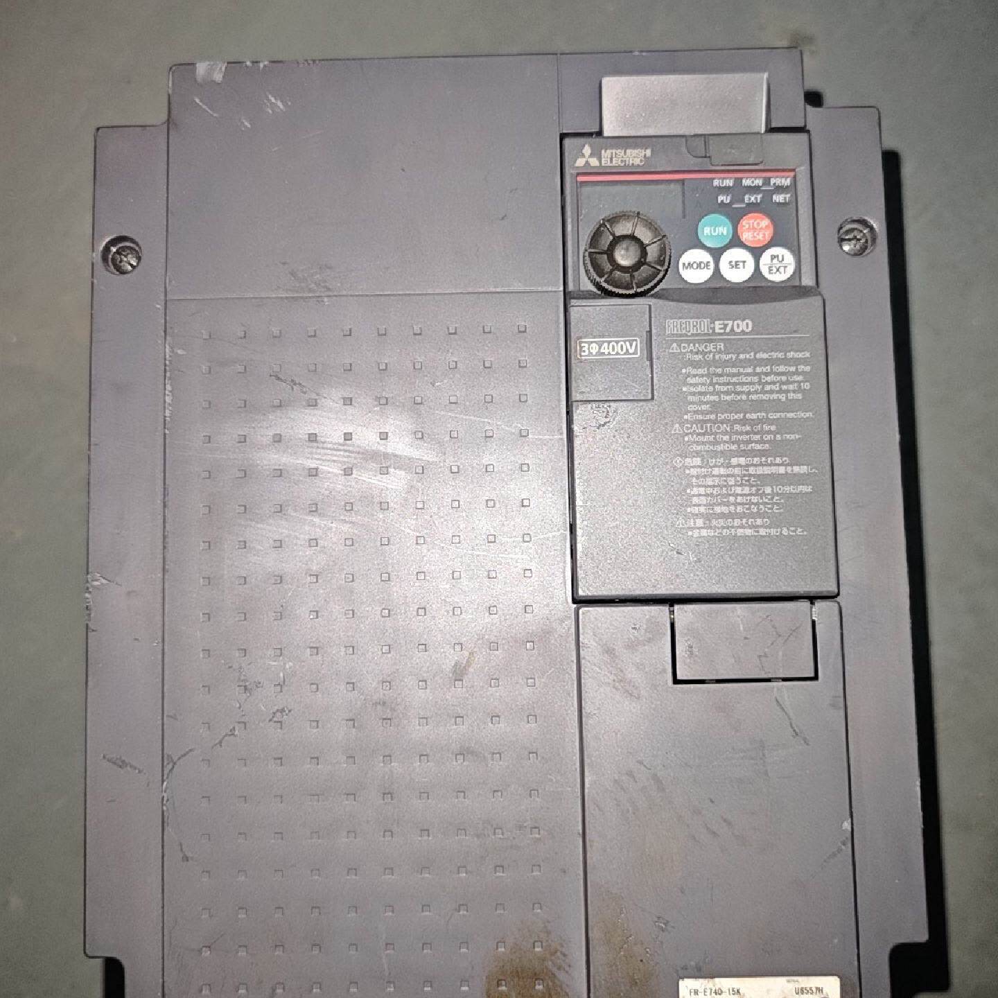 三菱变频器FR-E740-15K,15KW功率,380V三相--议价商品