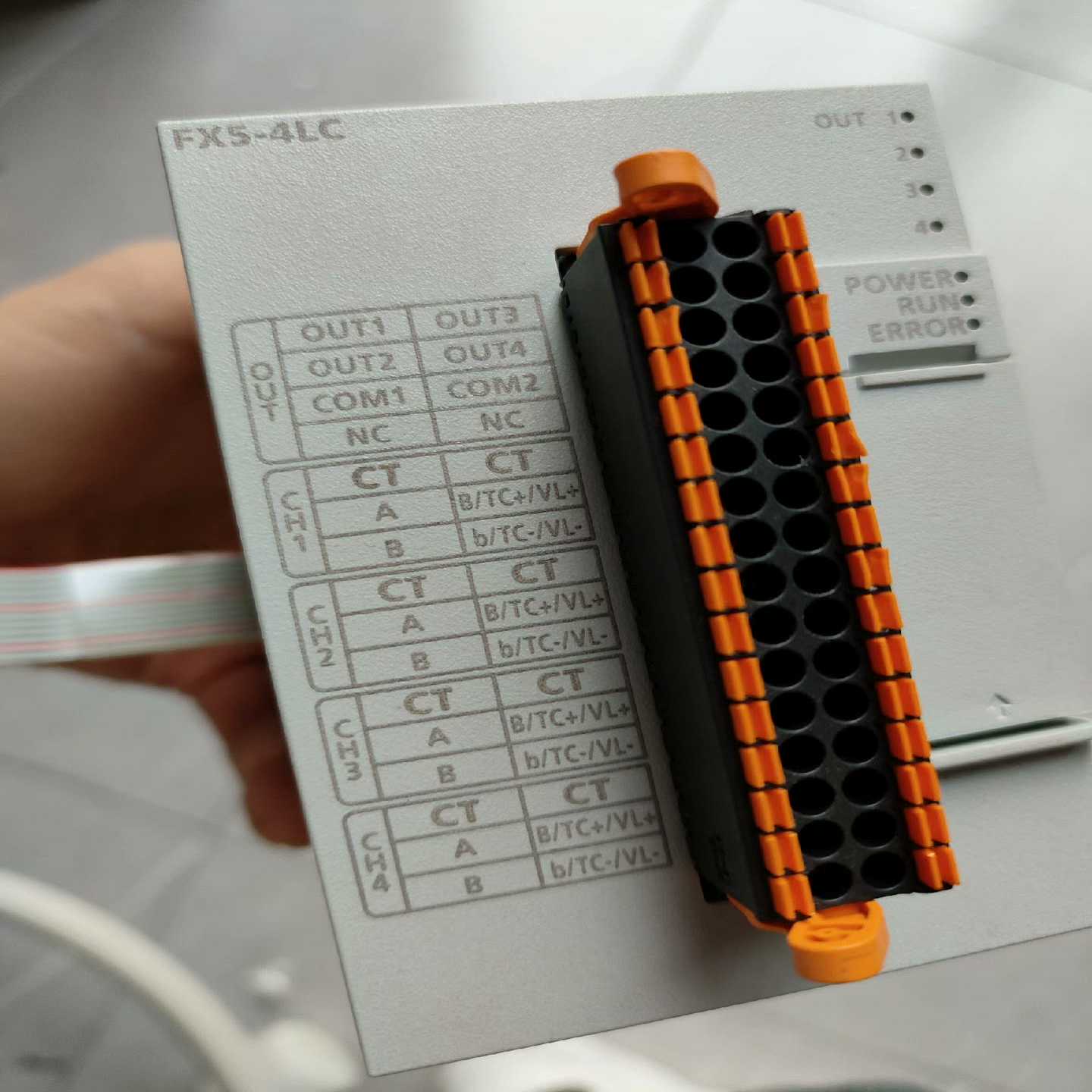 FX5-4LC三菱温度控制模块， 设备拆机件，配电源线，九成【鑫