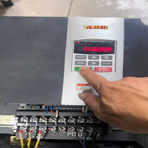 安邦信变频器AM300-015G-T3，15kw，380V三