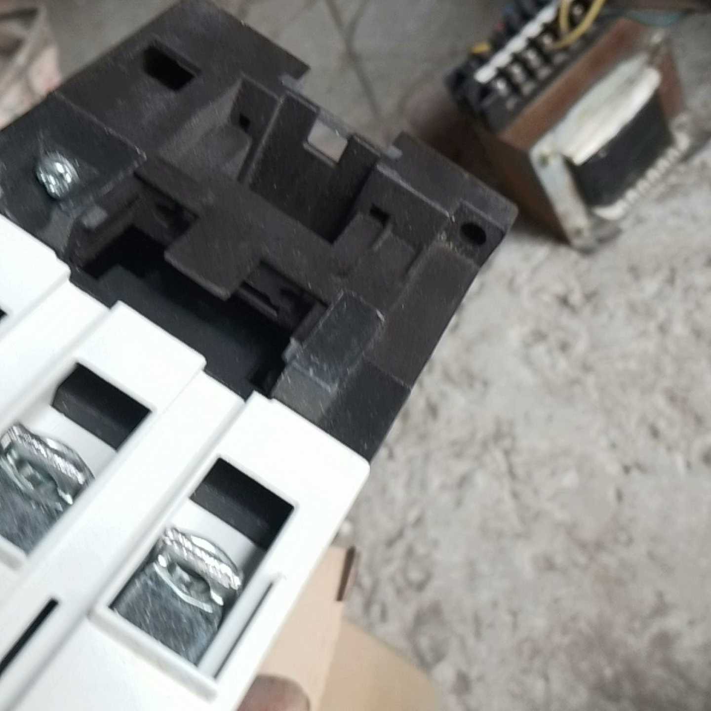 库存3RT5045一1AH00交流接触器110v用到的~询价