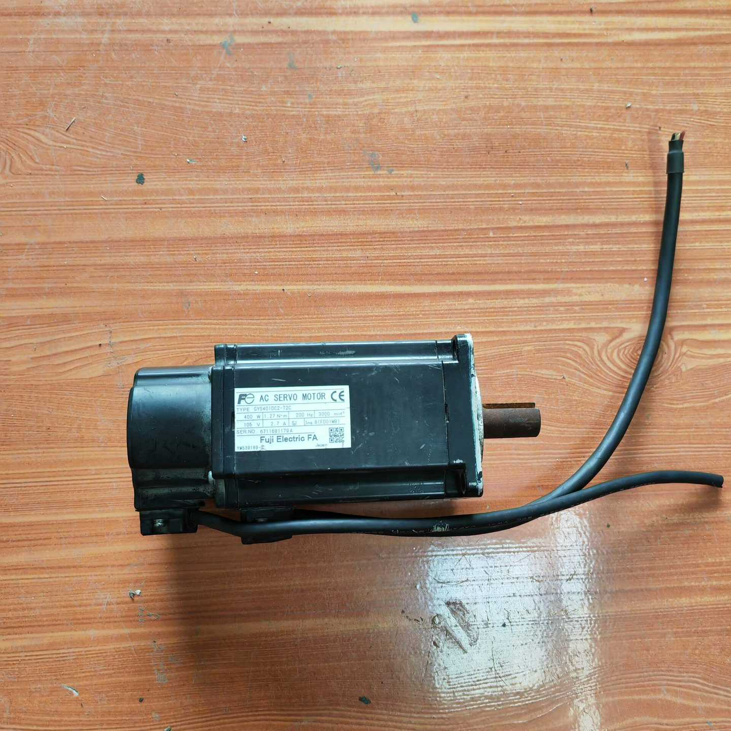 富士伺服电机GYS401DC2-T2C--议价商品