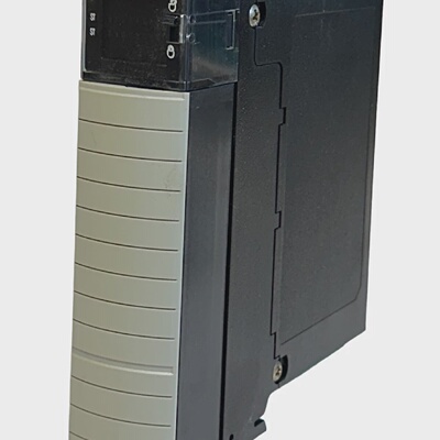 ALLENBRADLEY1756IA16AControlLogix16PT交流电输入模块120VAC13m