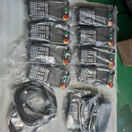 【询价】yrc1000示教器，ypp01。带线缆6000