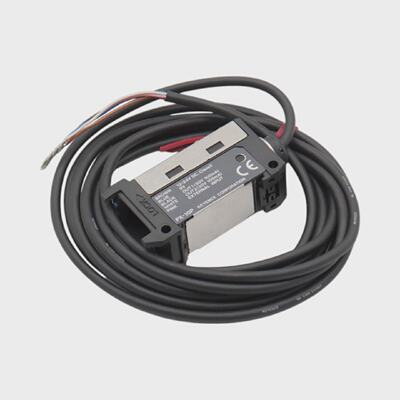 KEYENCE PX10P 1224V DC Messverstrker  Measurement amplifier
