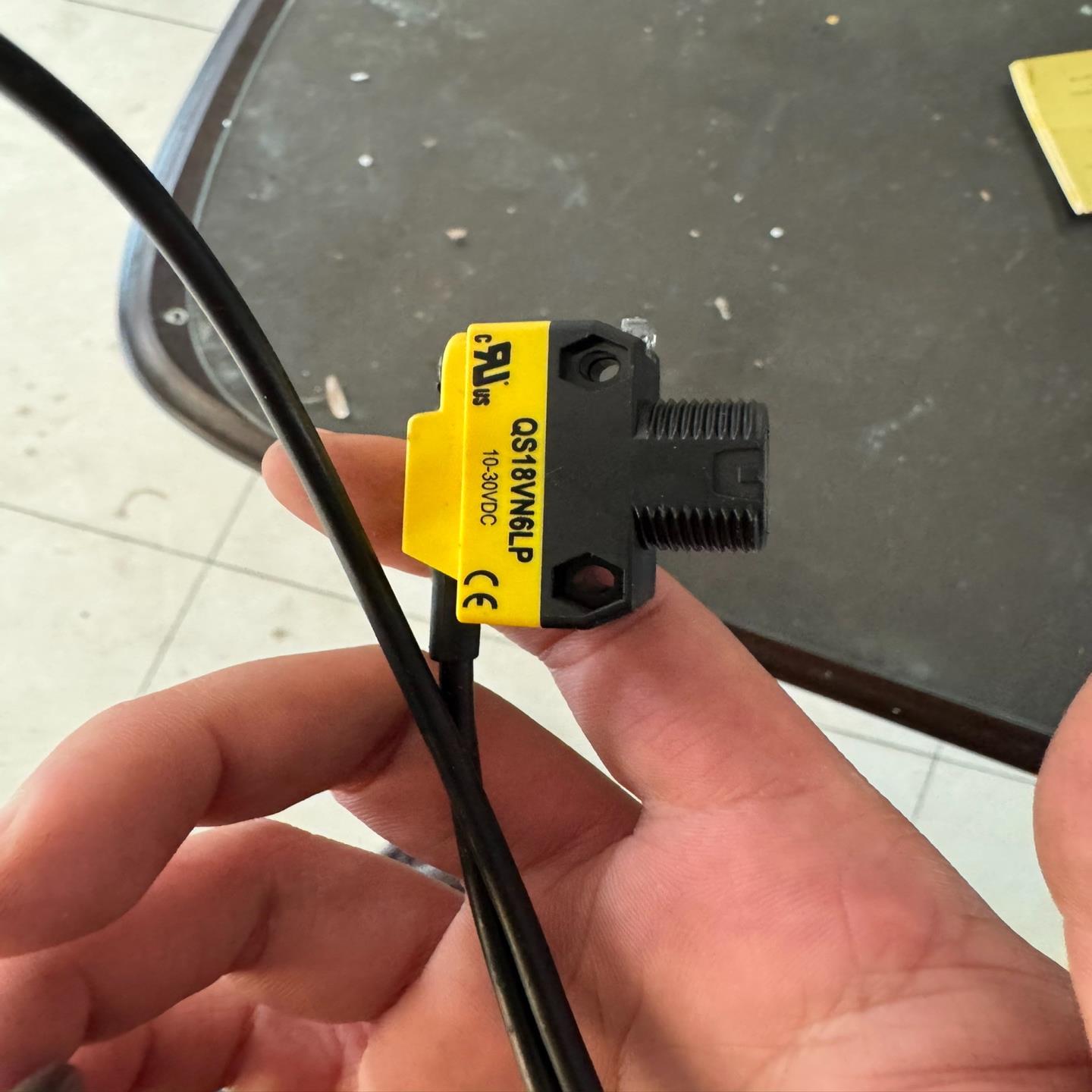 【议价】帮纳光传感器QS18VN6LP只有一个在25适用