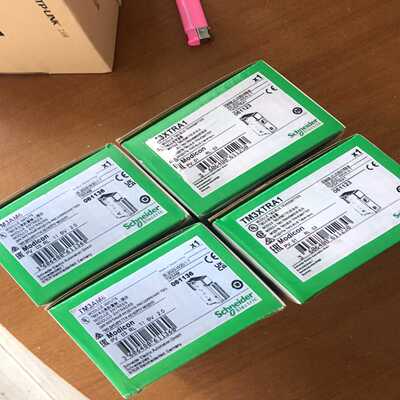 施耐德TM3XTRA1全新原装-议价