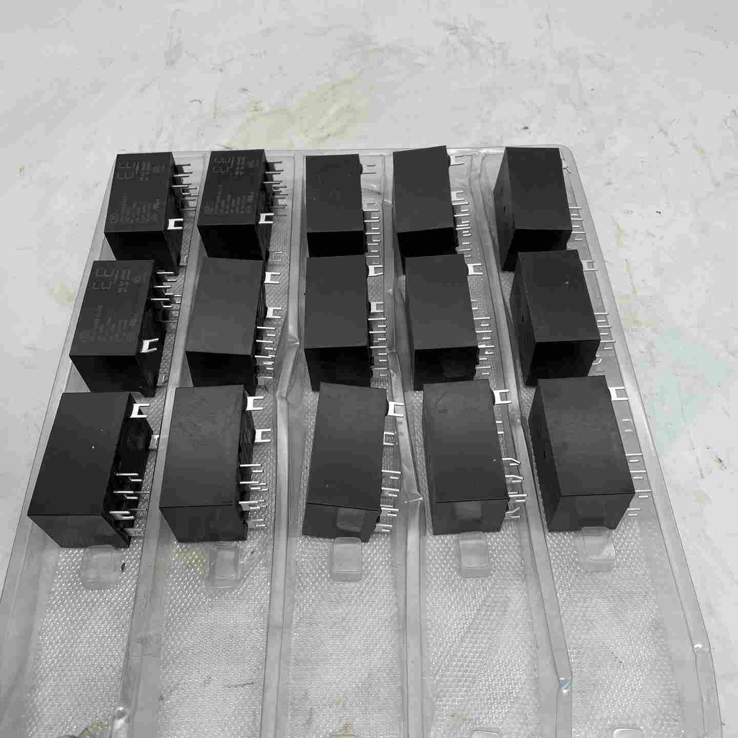 HF92F-024D-2C11S宏发功率继电器两组转换8脚询价