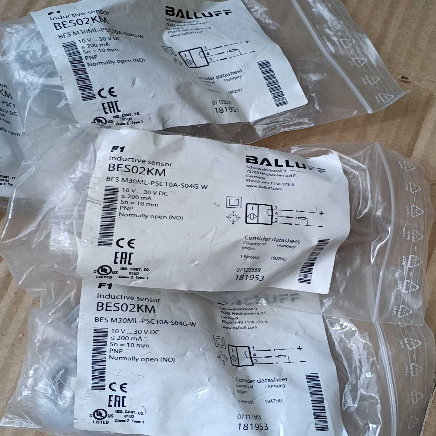 询价全新巴鲁夫02MM0-1