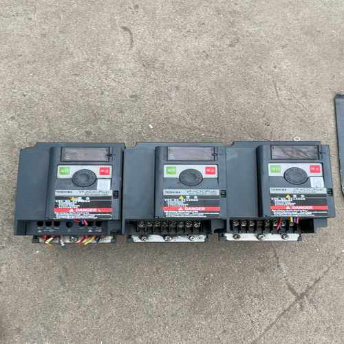 东芝变频器VFNC3C-4015P1.5KW380V--议价商品
