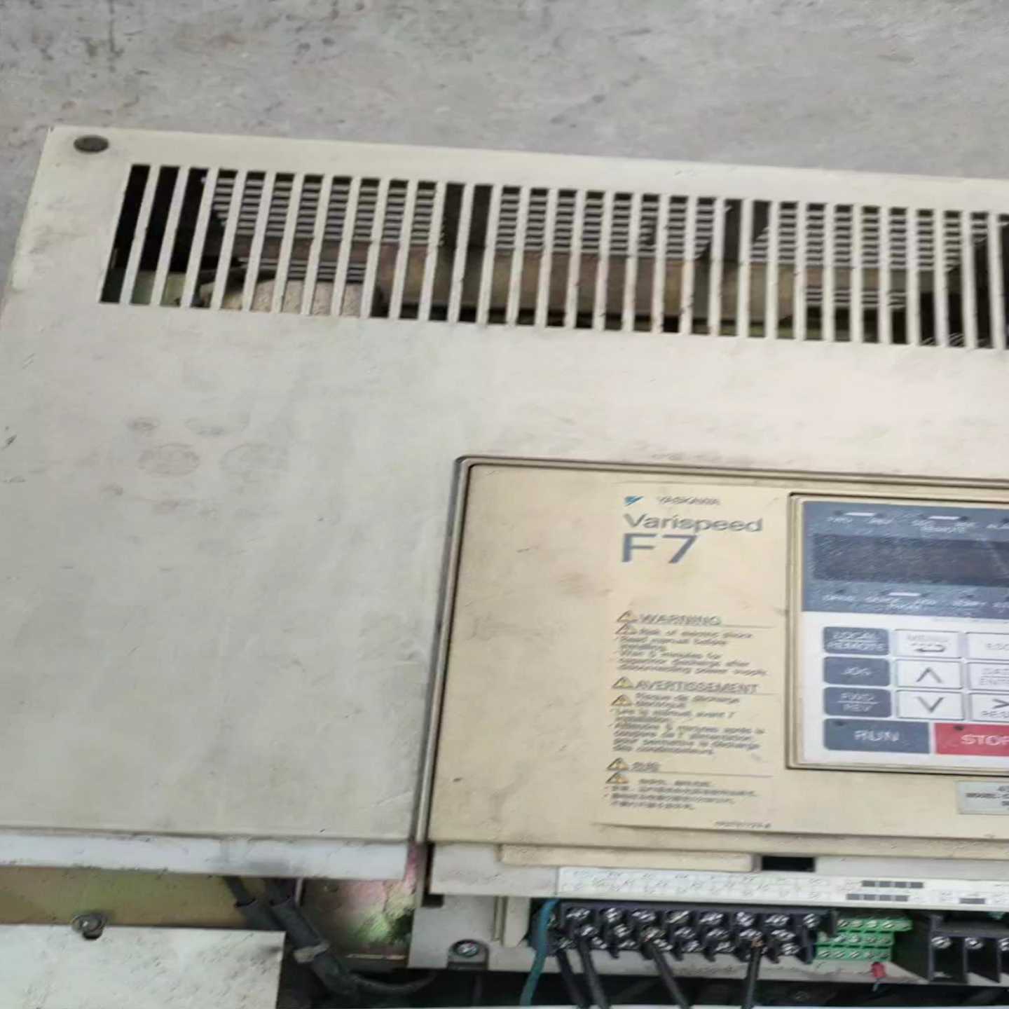 安川F7－37Kw变频器一台，成色自定义没擦，功能，详情询价