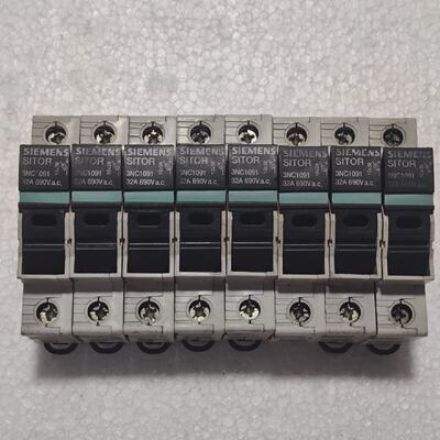 8Pcs Of Siemens Sitor 3NC1091 32A 690V a.c. Fuse Switch Disc