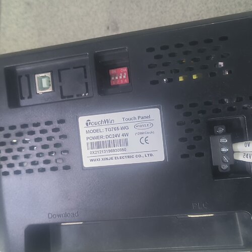 溢价-信捷触摸屏TG765一WG