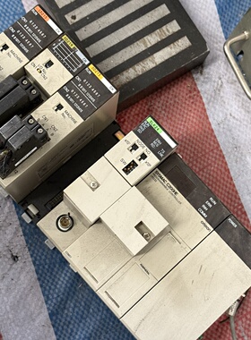 欧姆龙PLC模块一组型号C200HECPU42C200议价