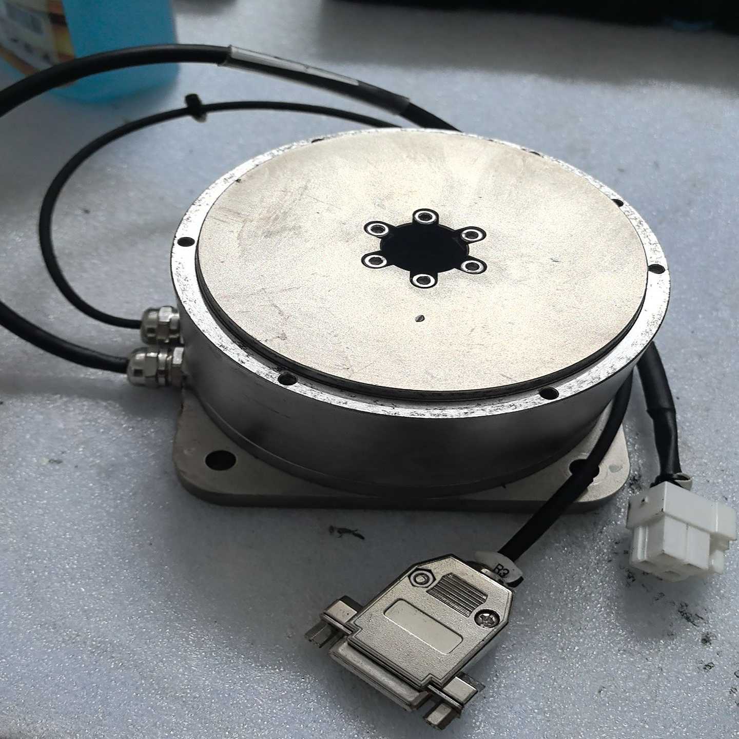 横川DD马达DMFE112-008FE，实物拍摄，功能完好。-询价客服