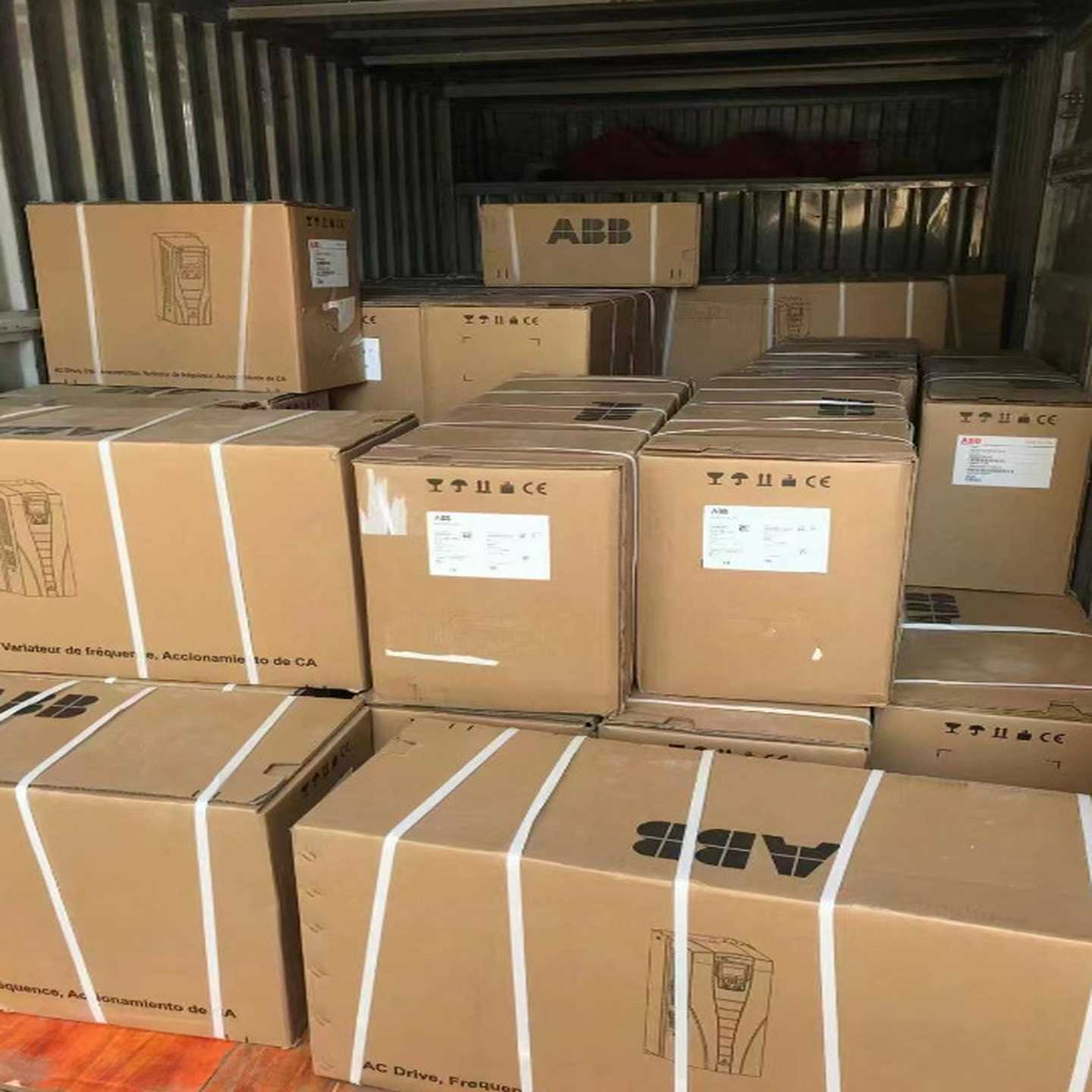 ABB变频器AnCS150系列内置EMC滤波器单相输出ACS150-01E-06A