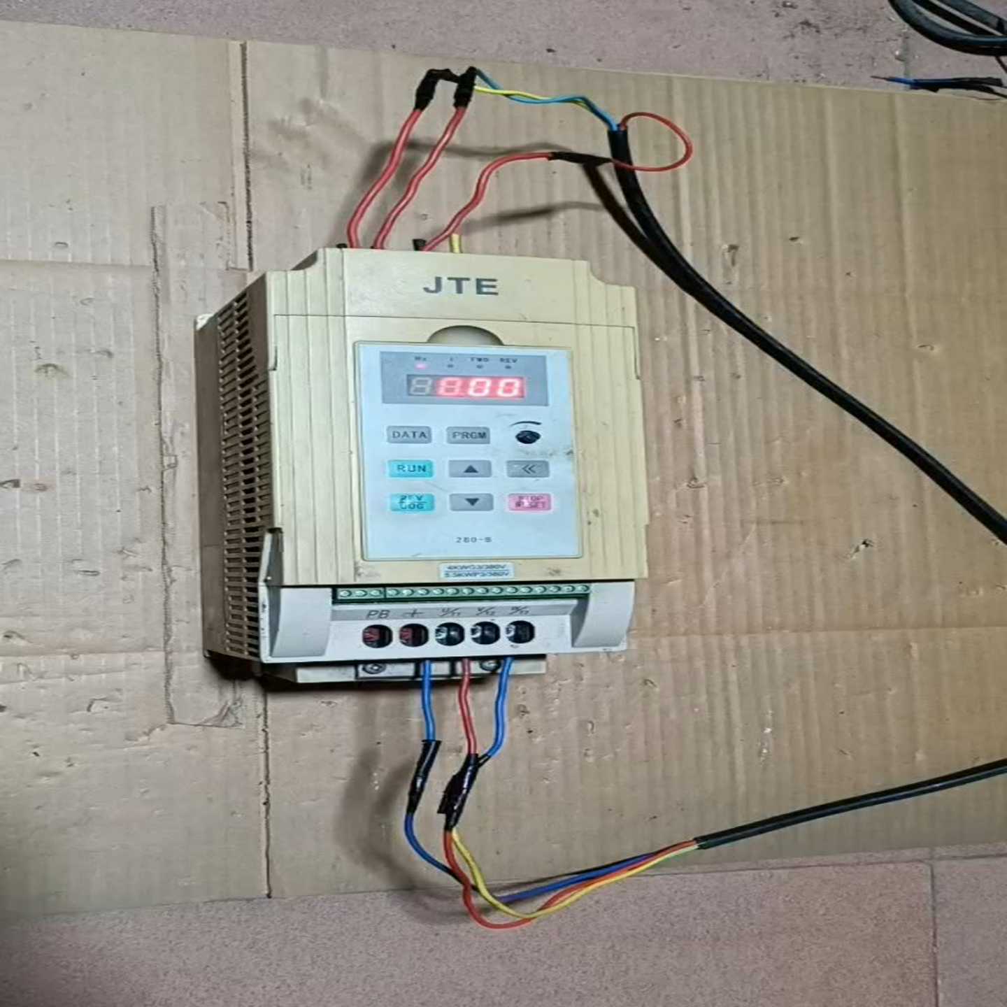 #电子元器件 金田变频器JTE280 T0040G3--议价商品