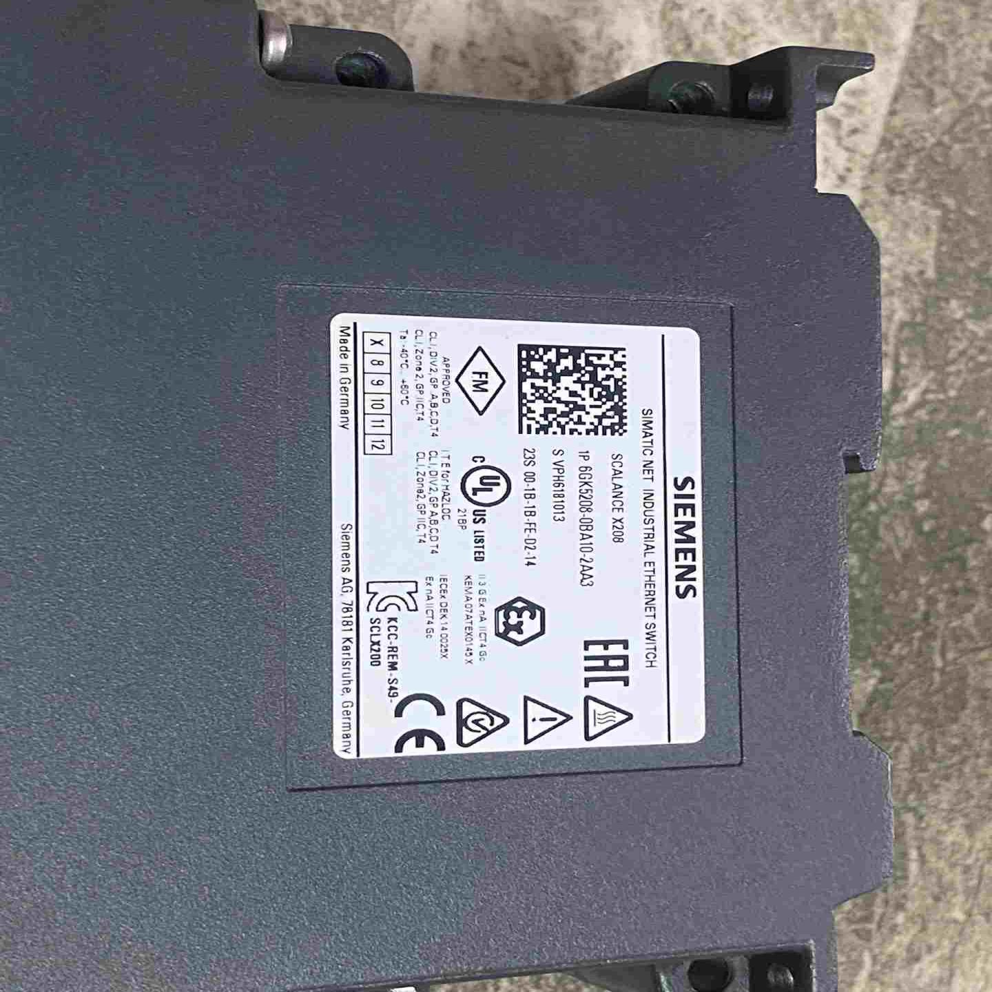 【议价】6GK5208-0BA10-2AA3未使用，无包装